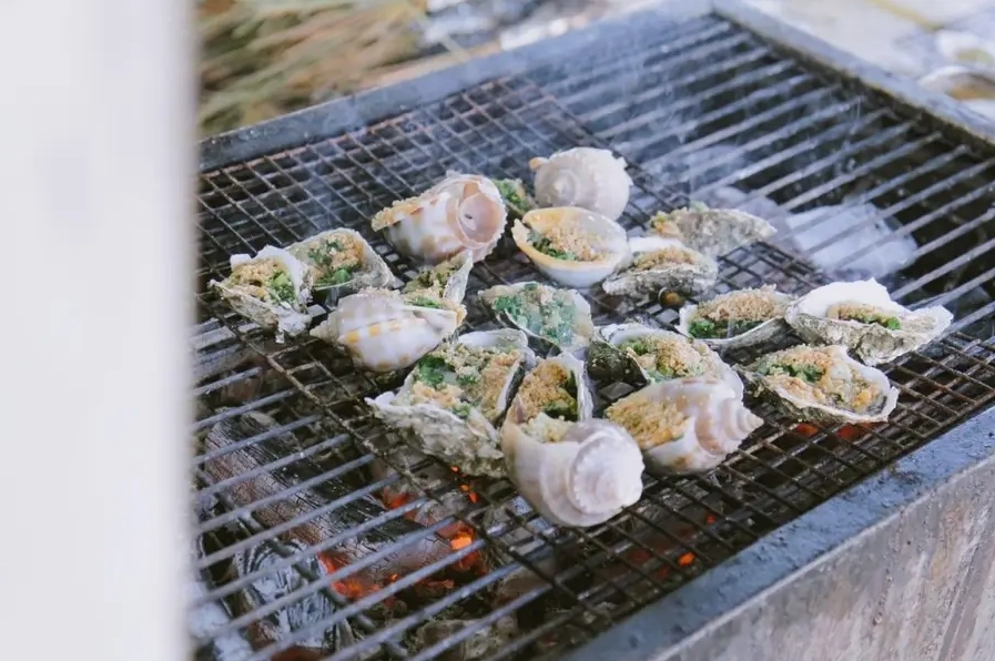 Bãi Dứa Vũng Tàu thích hợp cho hoạt động cắm trại và BBQ